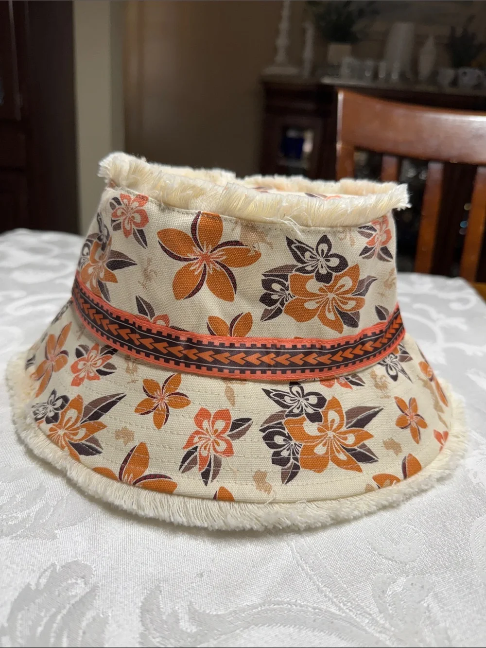 NWT Disney Parks MOANA Spotlight bucket hat. Adult size